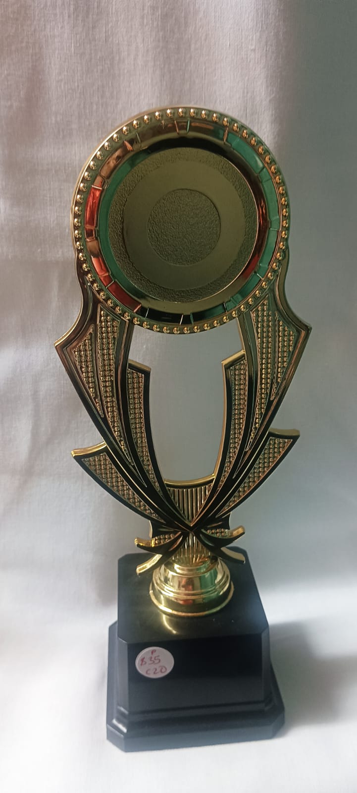 GOLDEN TROPHY C20